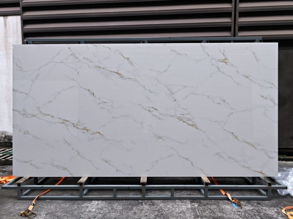 Đá nung kết Calacatta Lucca Royale